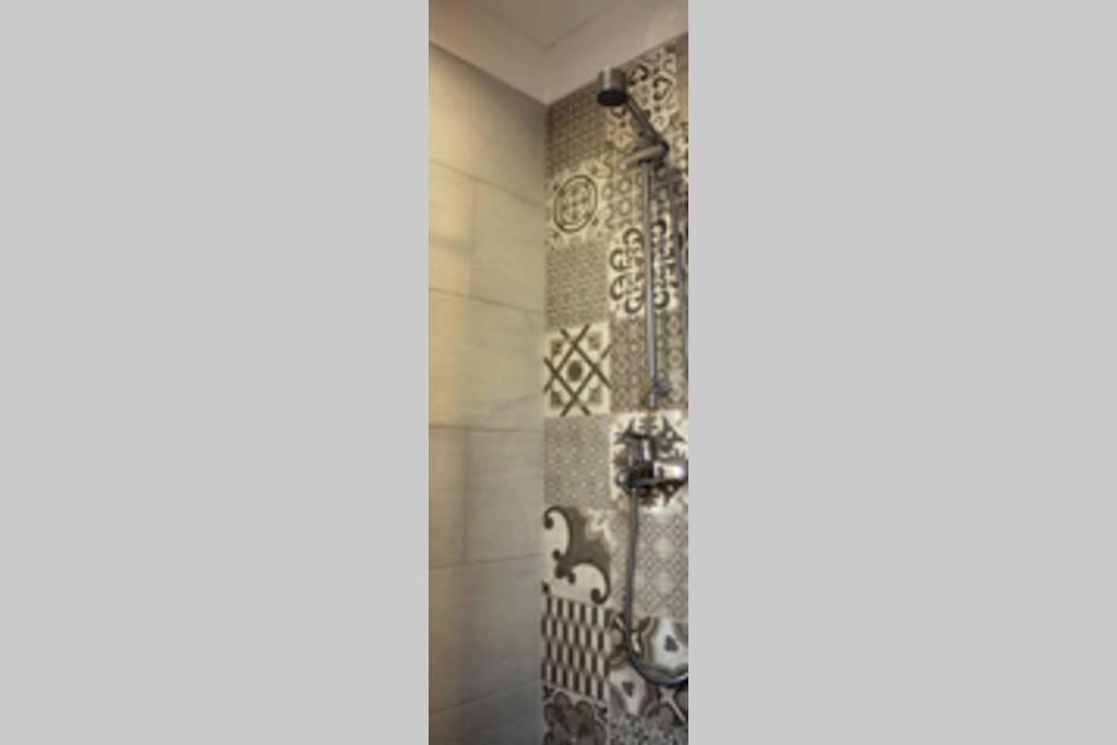Barcelona Industrial Style Apartment لوسبيتاليت دي يوبريغات المظهر الخارجي الصورة